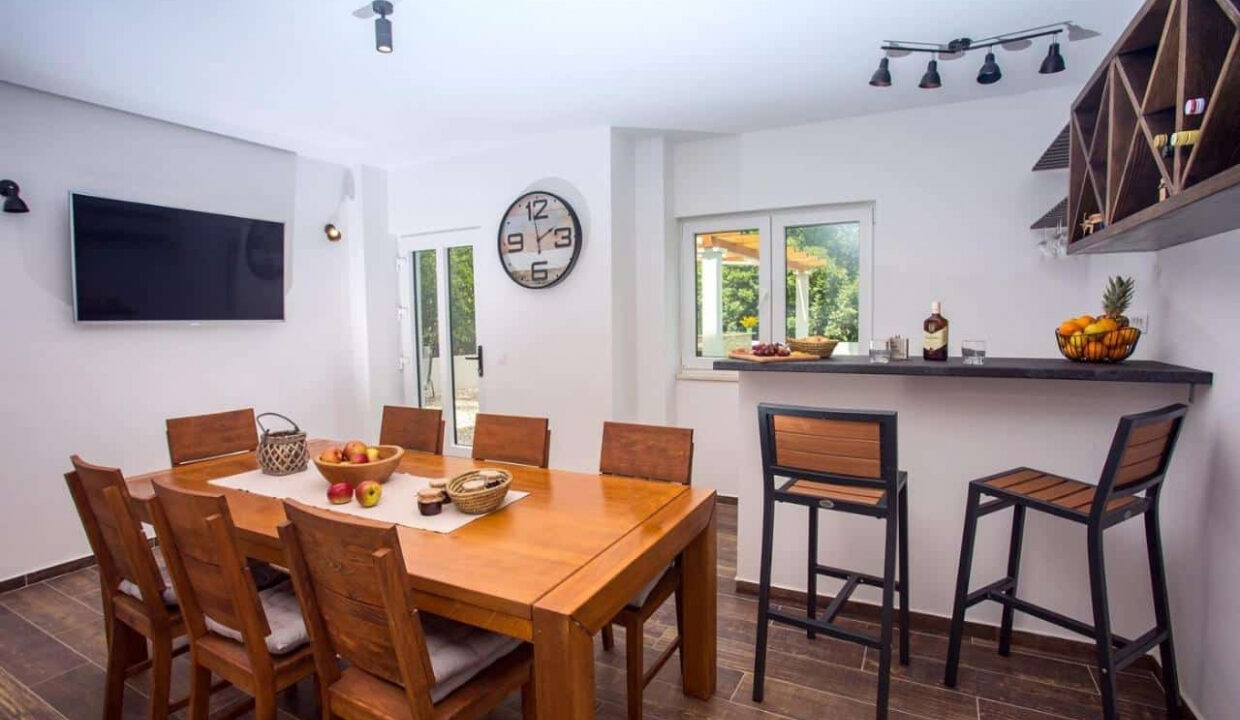 Modernes Haus in der Region Omis