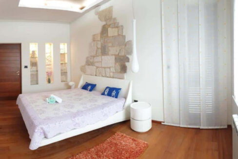 Erstaunliches Haus bei Pakostane