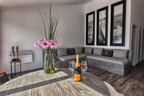 Grundstück am Meer Pakostane