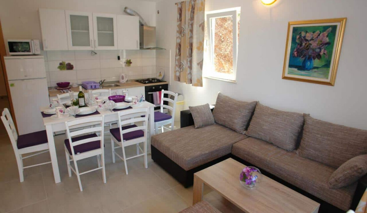 Traditionelles Haus am Meer auf der Insel Hvar