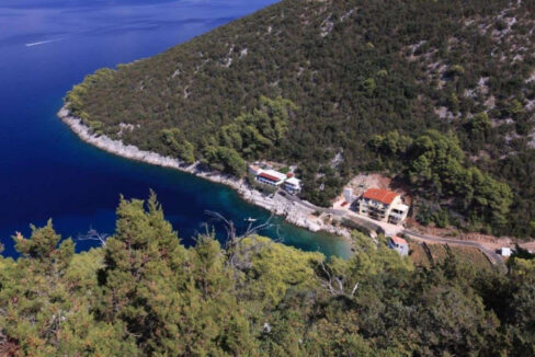 Traditionelles Haus am Meer auf der Insel Hvar
