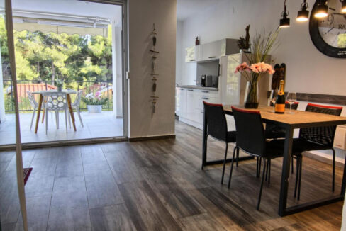 Grundstück am Meer Pakostane