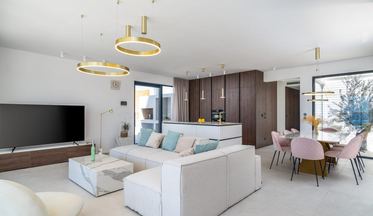 Ausgezeichnete neue Villa in Split