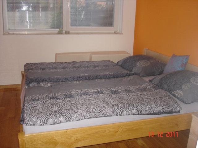 Schlafzimmer II