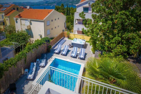 Appartementhaus in Cavtat